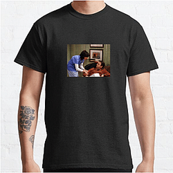 8 Simple Rules had a total of three seasons 8 Simple Rules T-Shirts