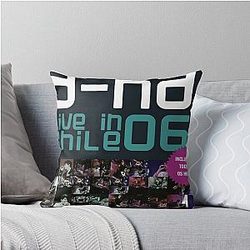 Aha Live in Chile 2009 Throw Pillow