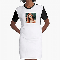 Abigail Cowen is from Florida Abigail Cowen Dresses