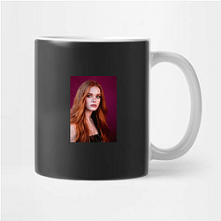 Abigail Cowen plays the character Bloom in the series Abigail Cowen Mugs