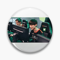 aceu Exclusive Gear Aceu Pins