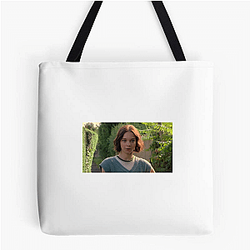 A Good Girl's Guide to Murder's plot is about a cold case A Good Girl's Guide To Murder Bags
