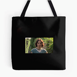 A Good Girl's Guide to Murder's plot is about a cold case A Good Girl's Guide To Murder Bags