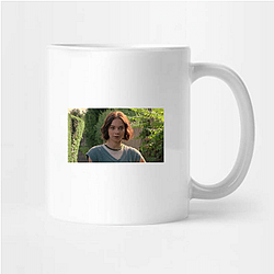 A Good Girl's Guide to Murder's plot is about a cold case A Good Girl's Guide To Murder Mugs
