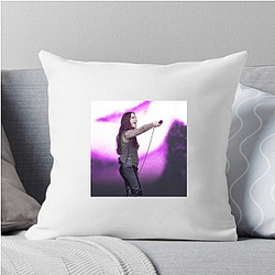 Generation Spokeswoman Alanis Morissette Pillows Cover