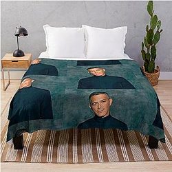 Alejandro Sanz Throw Blanket