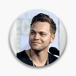 Leading Man Alexander Calvert Pins