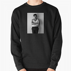 Breakout Star Alexander Calvert Sweatshirts