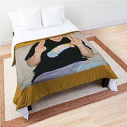 Alex Warren Comforter