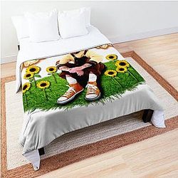 Sunflower on Grass Alex Warren Comforter