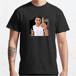 Alfredo Larin Fashion Picks Alfredo Larin T-Shirts