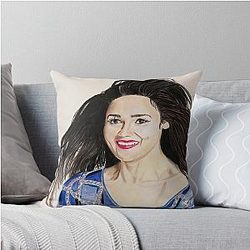 Alia Bhatt Throw Pillow