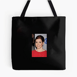 Sitcom Star Alyson Hannigan Bags