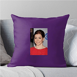 Sitcom Star Alyson Hannigan Pillows Cover