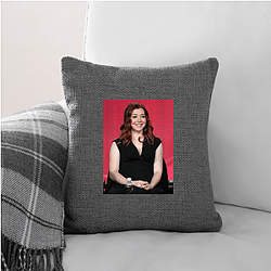 Screen Talent Alyson Hannigan Pillows Cover
