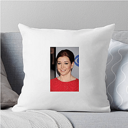 Sitcom Star Alyson Hannigan Pillows Cover