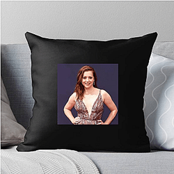 Quirky Charm Alyson Hannigan Pillows Cover