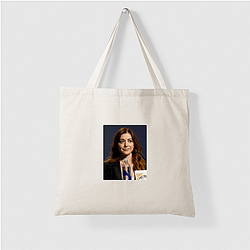 Comedy Icon Alyson Hannigan Bags