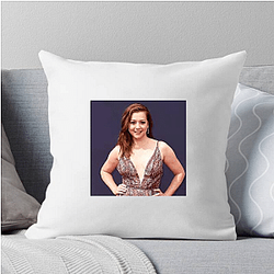 Quirky Charm Alyson Hannigan Pillows Cover