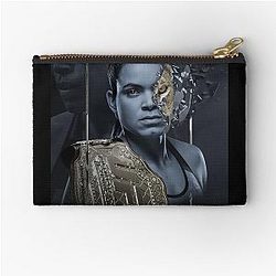 AMANDA NUNES Essential Zipper Pouch