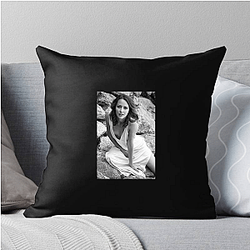 Amy Acker is famous for her role as Root Amy Acker Pillows Cover