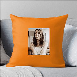 Amy Acker is an American actress Amy Acker Pillows Cover