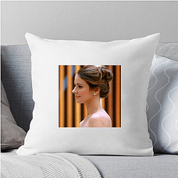 Amy Acker has appeared in many sci-fi shows Amy Acker Pillows Cover