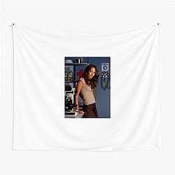 Amy Acker's career began in the early 2000s Amy Acker Tapestries