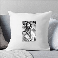 Amy Acker is famous for her role as Root Amy Acker Pillows Cover