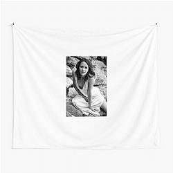 Amy Acker is famous for her role as Root Amy Acker Tapestries