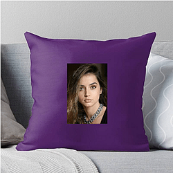 Ana de Armas later moved to Los Angeles Ana De Armas Pillows Cover