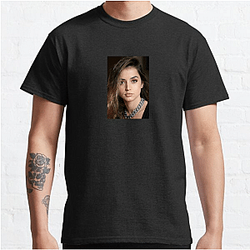 Ana de Armas later moved to Los Angeles Ana De Armas T-Shirts