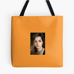 Ana de Armas later moved to Los Angeles Ana De Armas Bags