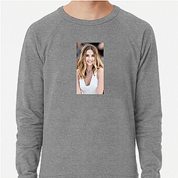 Ana de Armas's career began in Cuba Ana De Armas Sweatshirts