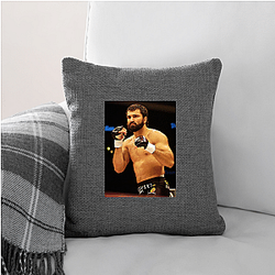 Knockout Artist Andrei Arlovski Pillows Cover
