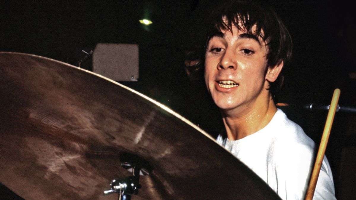 Keith Moons Iconic Drum Solos A Deep Dive into His Rhythmic Genius