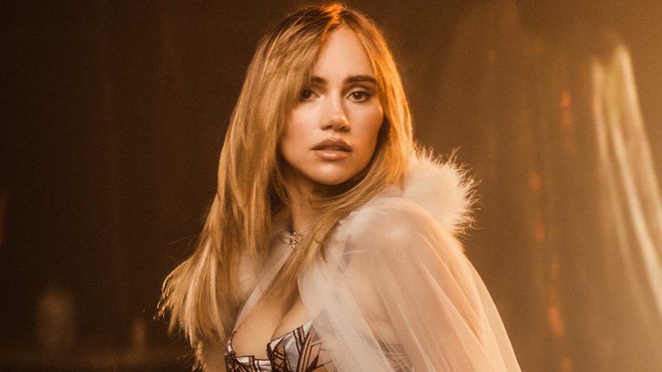 The Multifaceted Talent of Suki Waterhouse From Modeling to Music