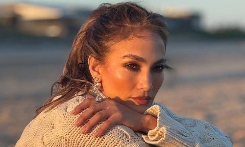 Score Exclusive Jennifer Lopez Merch at the Ultimate Fan Store