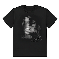 Ariana Petal Portrait HTCT2906 Ariana Grande T-Shirts