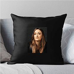 Fantasy Favorite Ashley Johnson Pillows Cover