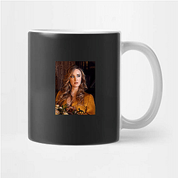 Heartfelt Performance Ashley Johnson Mugs