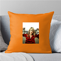 Indie Screen Queen Ashley Johnson Pillows Cover