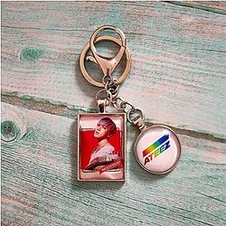 Ateez Keychains - Wooyoung Metal Ateez Key Holder