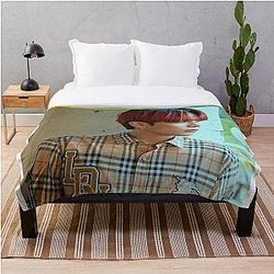 Ateez Blanket - ATEEZ JONGHO Throw Blanket RB0608