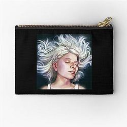Aurora Aksnes.    Zipper Pouch