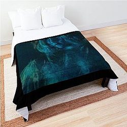 Aurora Aksnes Blue Aurora Comforter