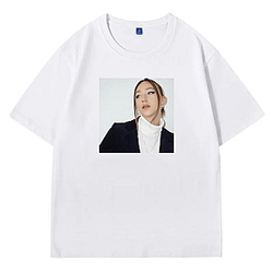 Ava Michelle 個性的な表情を具現化 Ava Michelle Tシャツ