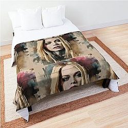 painting of Avril Lavigne Comforter