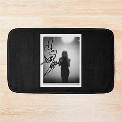 Avril Lavigne Classic music T-Shirt Bath Mat