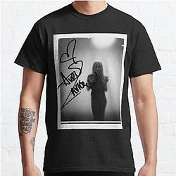 Avril Lavigne Classic music T-Shirt Classic T-Shirt